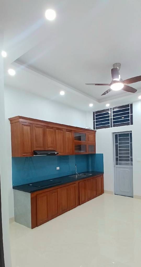 XUÂN ĐỈNH- NHÀ MỚI 5 TẦNG, THANG MÁY, Ô TÔ TRÁNH TRƯỚC NHÀ, KINH DOANH